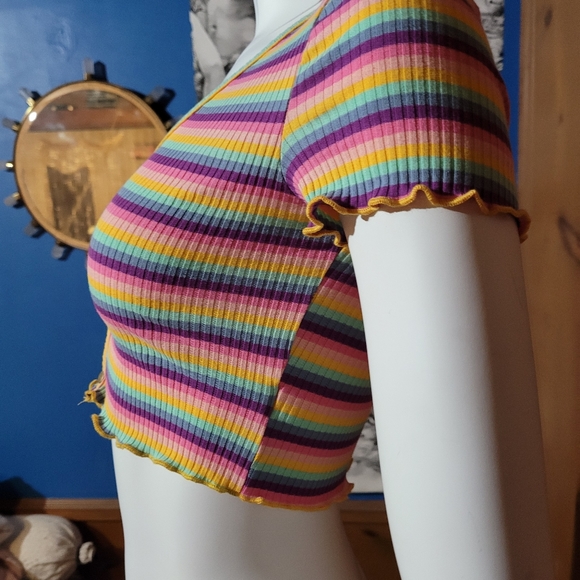 Cropped top - Picture 3 of 5